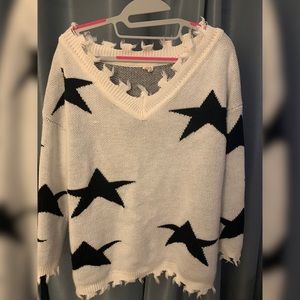 Star cozy sweater with frayed edge detail